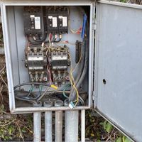營造廠徵機電工程師