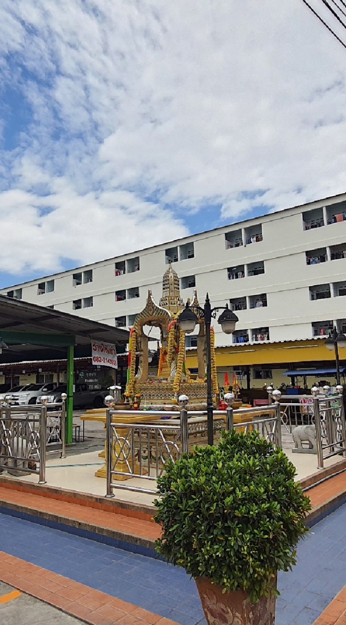 ตลาด ศูนย์อาหารบุญนคร