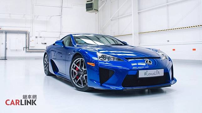 現在還能買到全新的lexus Lfa 你信嗎 這裡還有四台 Carlink鏈車網 Line Today