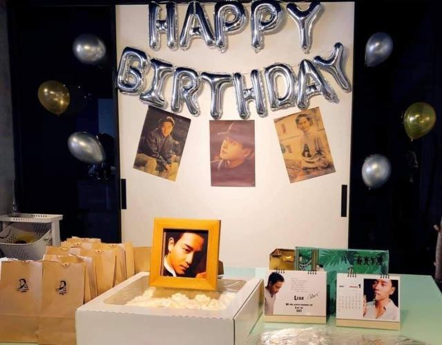 台灣由「Dear Leslie Café」發起活動，邀請榮迷共同欣賞導演王家衛執導的《春光乍洩》。