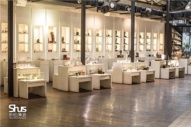 🔺新旺集瓷名字來自「集瓷cocera」，象徵「匯集幸福與記憶的新瓷彙(Let's talk)」，透過陶瓷與生活互動對話，詮釋創新、美學、生活精神，創造出幸福美好的生活經驗。（圖/鶯歌-新旺集瓷）
