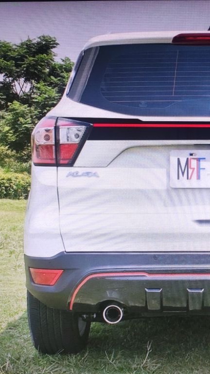 Kuga MK2.5改貫穿尾燈團