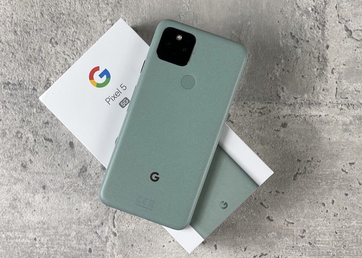 Google Pixel 5 / 4a 5G 開箱比一比，兩款手機該怎麼選？