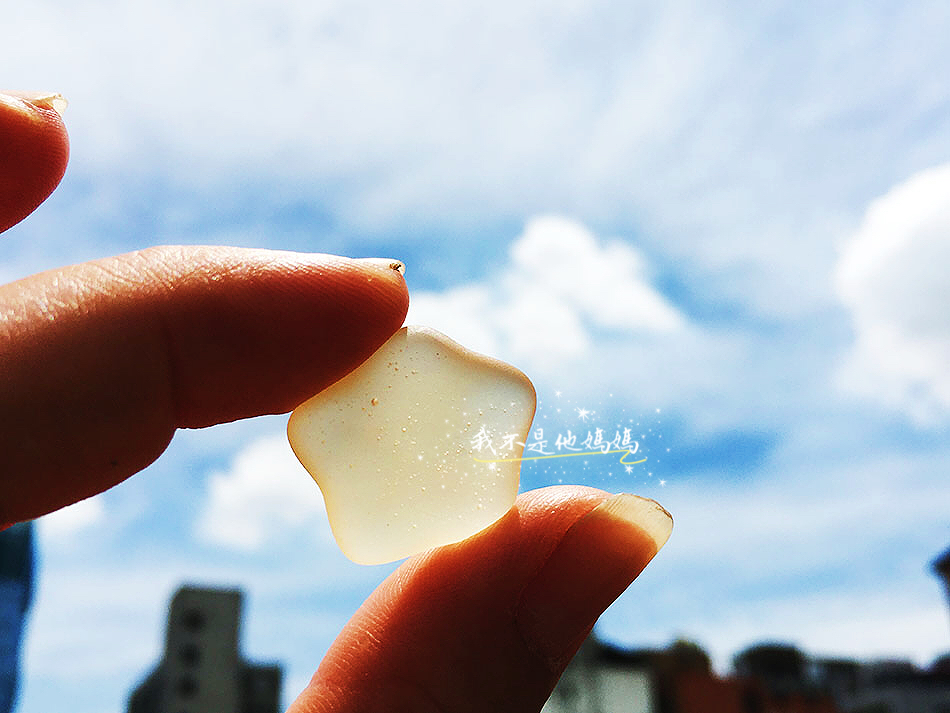 黑面蔡,楊桃汁,楊之甘露,軟糖推薦,楊桃口味,楊桃軟糖,零食 軟糖推薦,辦公室零食,全家零食,全家便利商店 零食,全家超商零食推薦