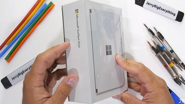 Microsoft Surface Duo 殘酷虐機影片出爐，很輕、很薄、很易彎