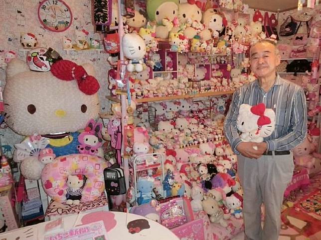 Siapa Sangka, Pria Jepang Ini Pengoleksi Hello Kitty Terbanyak di Dunia