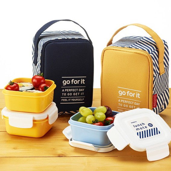 水果…等，時尚三件組，維持食物美觀；附提袋，便利好攜帶。-【商品規格】材質：聚丙烯(PP)/上蓋-聚丙烯(BPA free)/密封條-矽膠耐熱溫度：PP:20~100度/矽膠:20~200度尺寸：12