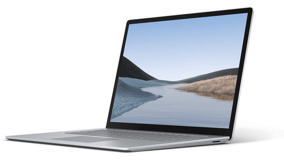 ▲ Surface Laptop 3 15 吋版本實體連接埠並未跟隨機身變大而增多，僅提供 1 個 USB Type-A 和 1 個 Type-C，圖片所示右側長條狀連接埠作為快速充電使用。