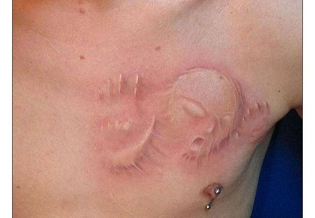Super Keren! 16 Tato Ini Pasti Bikin Kamu Geleng-geleng di Hari Libur