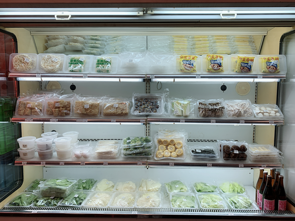 『竹南美食』(苗栗竹南星巴克旁美食、海鮮、平價快炒、燒烤、特色火鍋專賣)- 全家聚餐、宴客、聯誼、公司聚會－倪倪逛時尚-紅瓦舍x阿宗師 羊肉爐 泰國蝦直擊分享