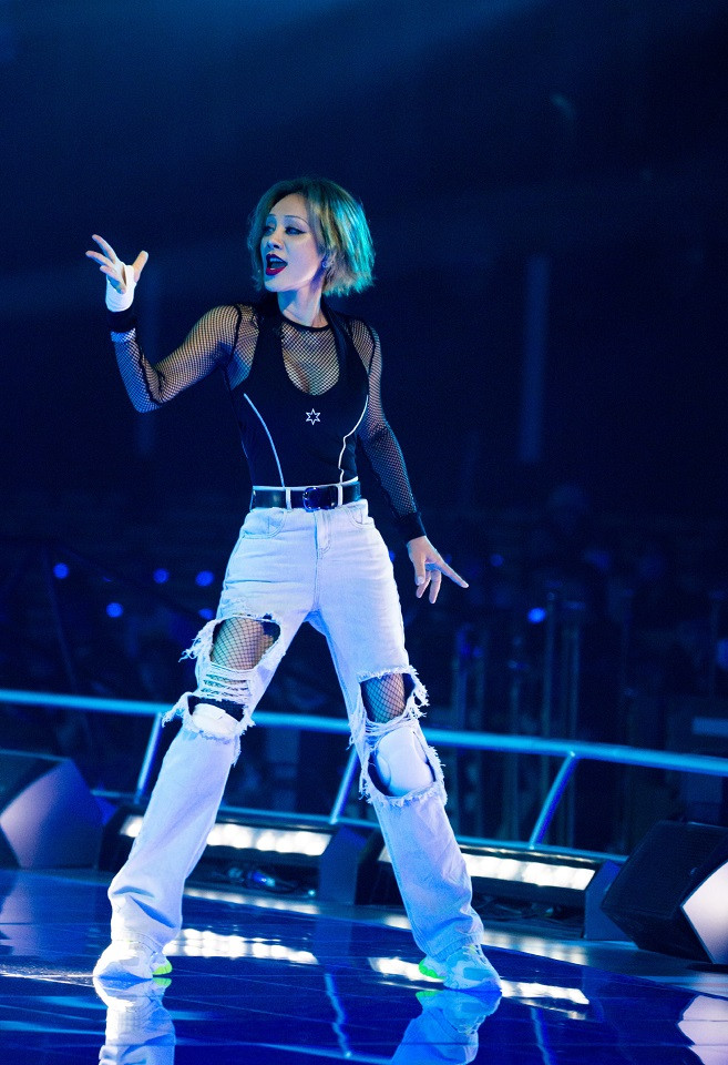 「沙漏身形」美腿女神2：寧靜