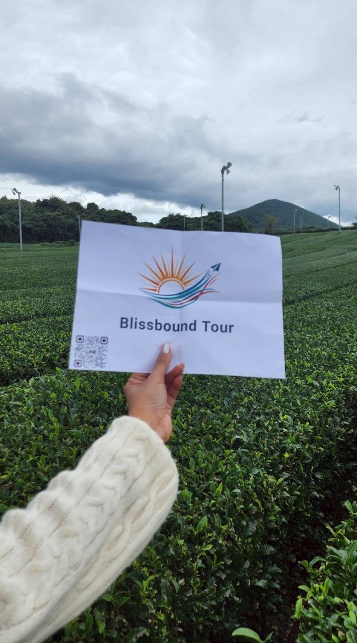 โปรแรงเที่ยวรอบโลก บลีสบาวด์ ทัวร์