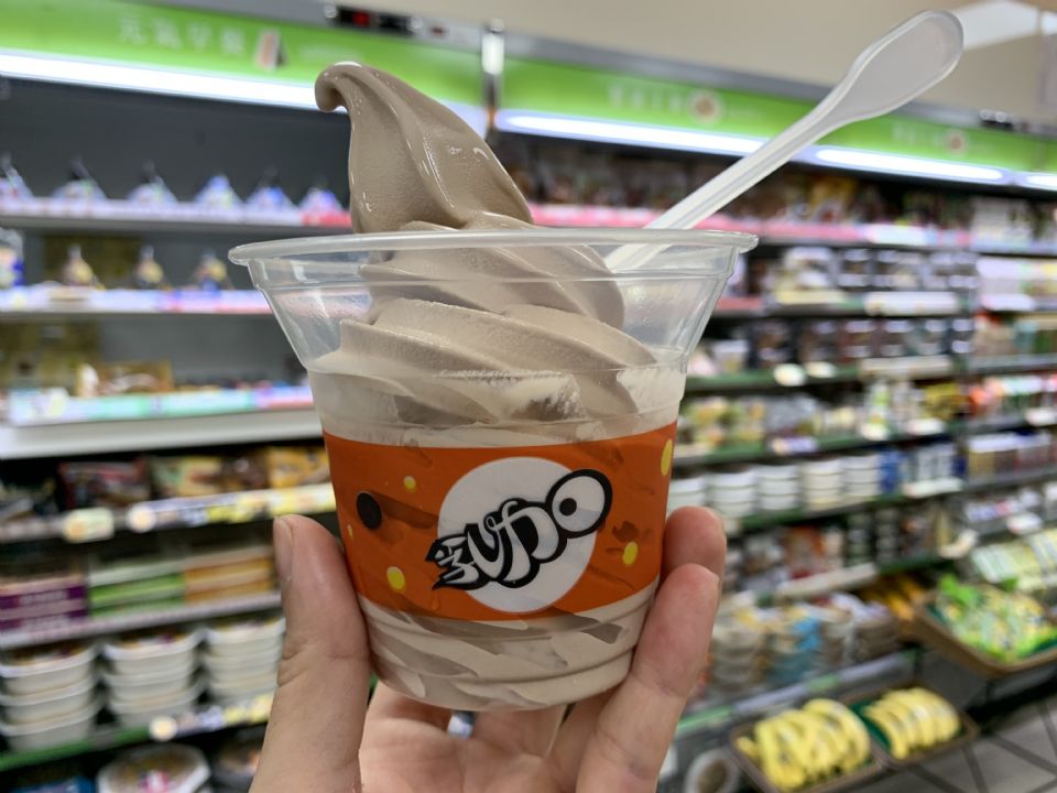 全家便利商店X 77乳加推77乳加霜淇淋