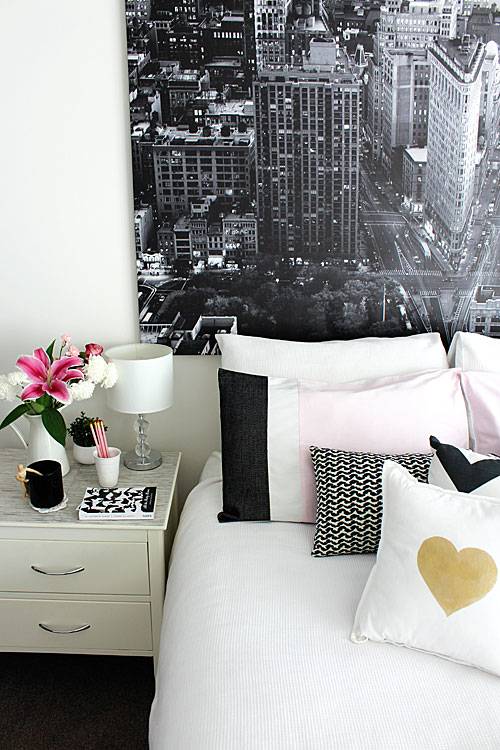 8 Inspirasi Desain Interior Kamar Tidur Bagi Penyuka Warna Hitam Putih Arsitag Com Line Today