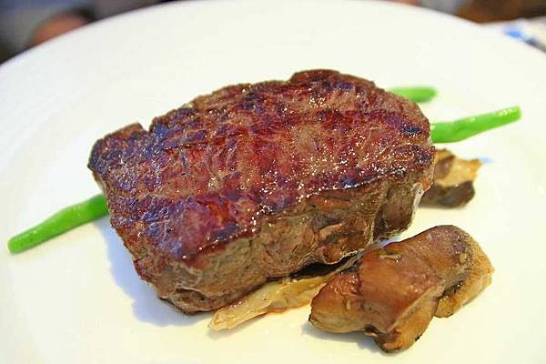 【台北餐廳】雅室牛排SteakInn-不到600元就能吃到高級牛排