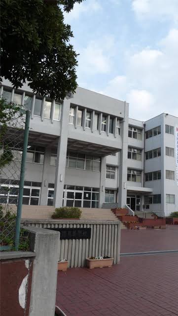 東灘高校出身