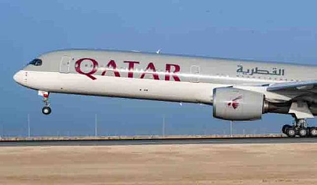 Lakukan Penghematan Qatar Airways Pangkas Gaji Pilot 25 Persen Tempo Co Line Today