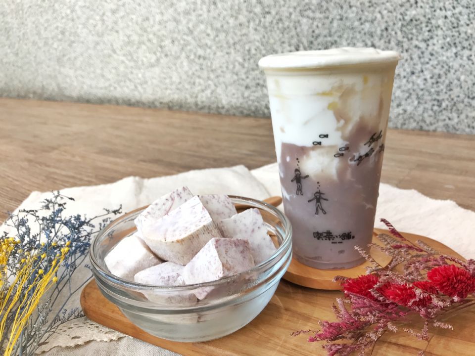 芋泥控必喝！喫茶小舖超夯「芋泥奶奶」回歸啦～