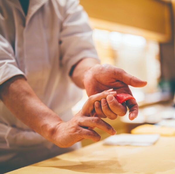 台中人開逛DONKI！唐吉訶德DON DON DONKI進軍台中，全球首家「若櫻壽司」在TIGER CITY