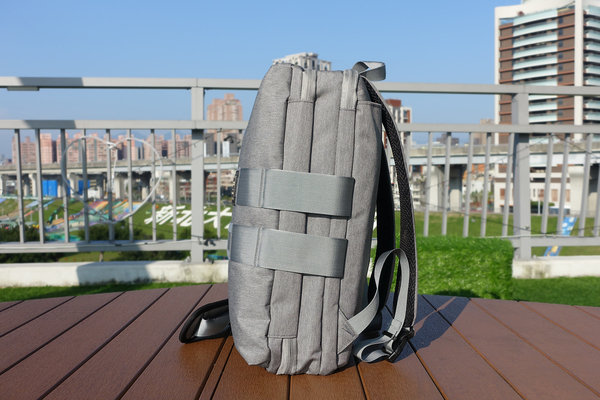 開箱-bagrun輕軍風三用機能後揹筆電包，上班族、輕旅行機能背包，bagrun三用背包，商務後背包推薦，上班後背包，輕後背包推薦