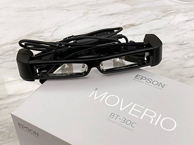 Epson Moverio BT-30C智慧眼鏡隨身獨享80吋大螢幕穿戴簡單畫質細膩