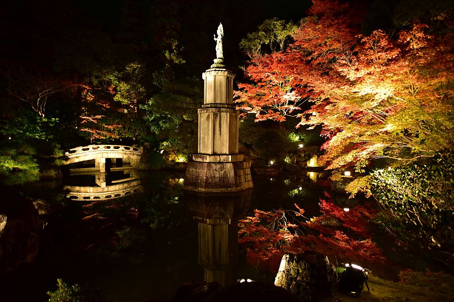 京都-知恩院-友禪苑夜楓