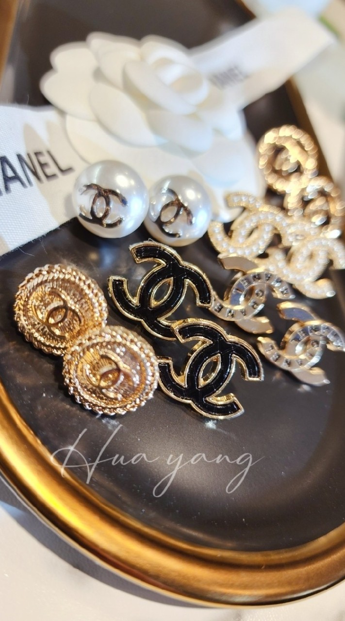 ✨️💍👜古董香奈👠👛✨️鈕扣 飾品