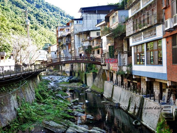 【石碇一日遊】#石碇老街 #必吃陳記養生恬點 #百年石頭屋 #不見天街 #淡蘭古道 #許家麵線 #千島湖 (24).JPG