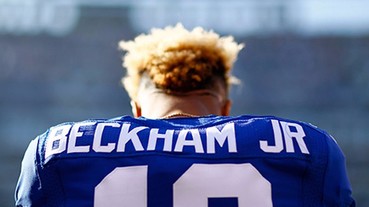 沒有極限 ! 「Supreme x Nike x LV」 三方聯名最狂足球鞋 Odell Beckham 正式上腳啦 !