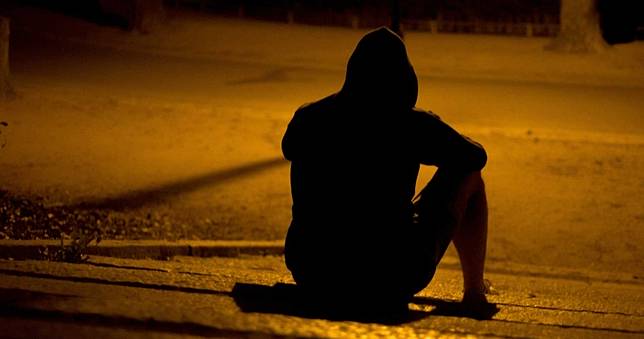 捅死孕姐「微笑認罪」畫面全都錄！狠男雙膝跪地祈禱