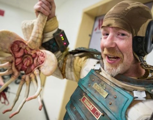 「流言終結者」亞當‧薩維奇的Cosplay人生