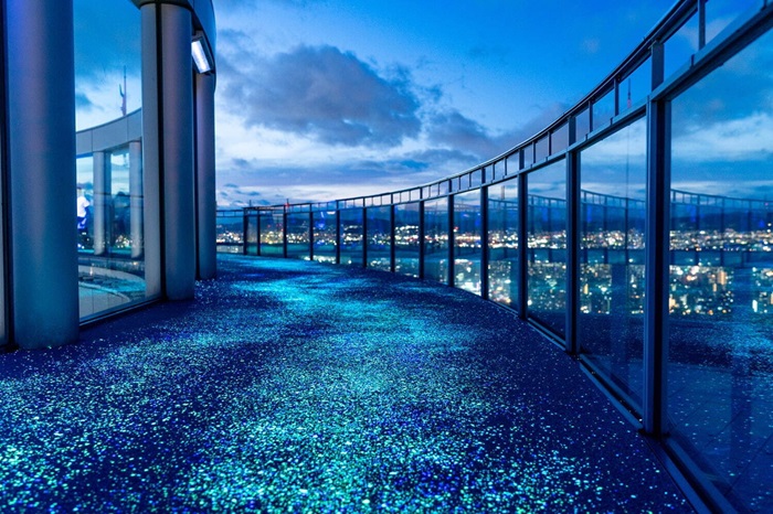 梅田藍天大樓空中庭園展望台「Lumi Sky Walk」