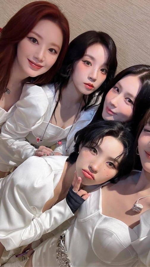 i -dle *送圖群（可聊天）｛主群｝