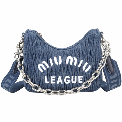 miu miu Matelasse 雙背帶刺繡字母牛仔布肩背/斜背包(藍色)