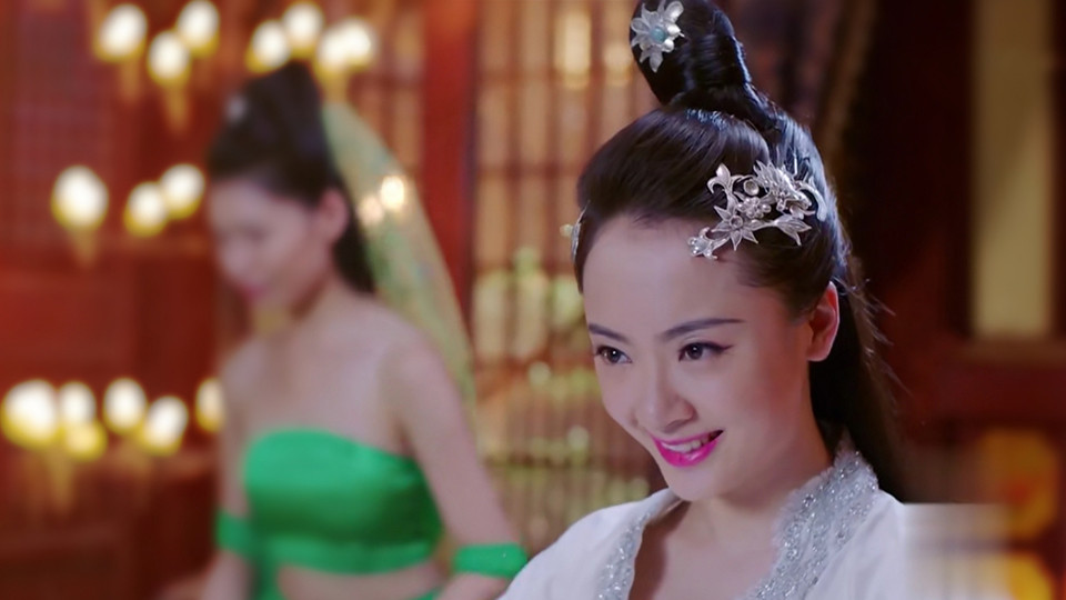 《以家人之名》演員古裝vs時裝：孫銥(齊明月)《楚喬傳》