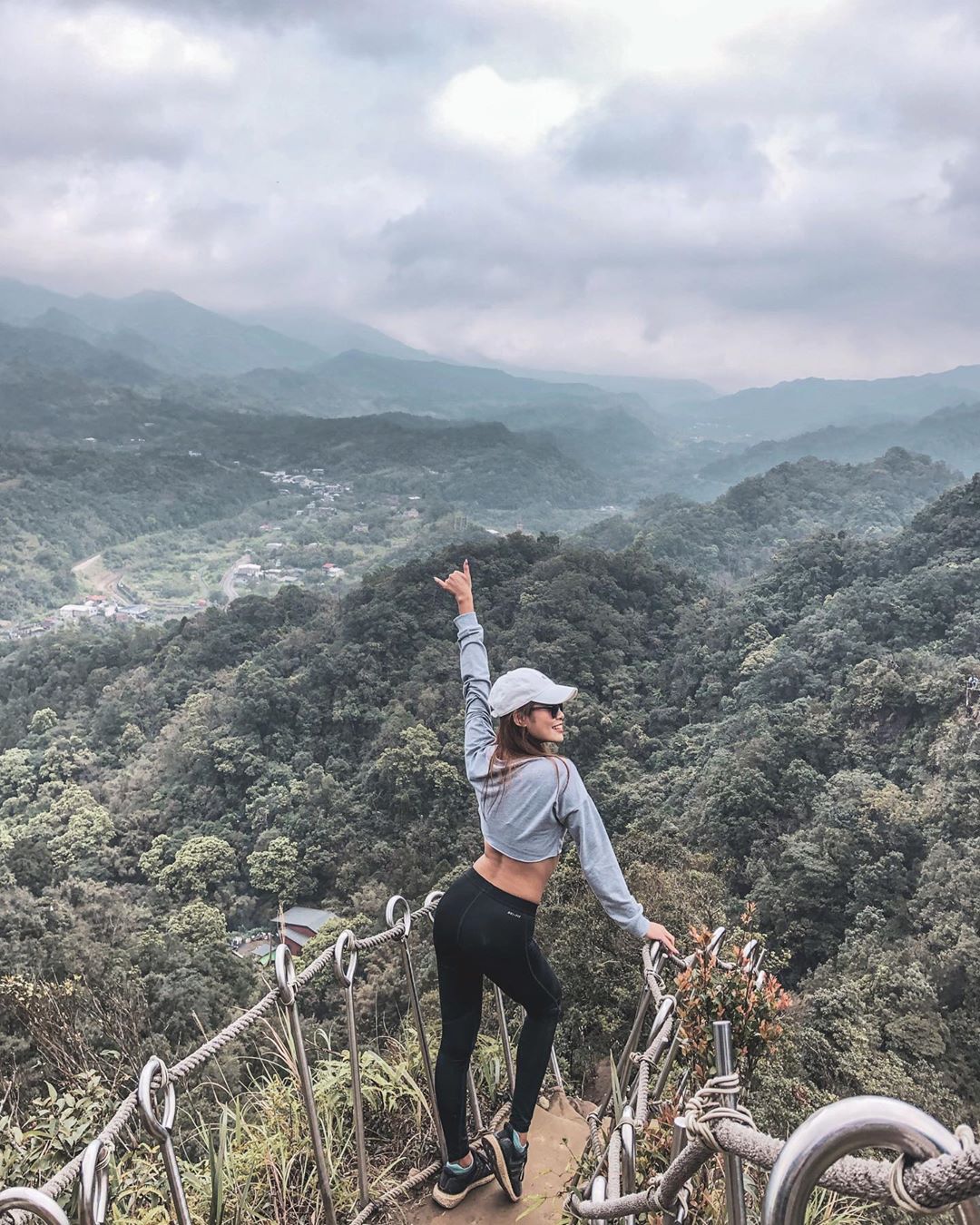 ９條不能錯過的新北網美登山步道｜跟著網紅走進新北登山步道！