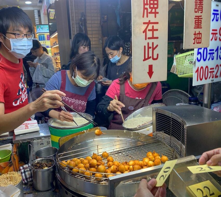 廟東夜市美食 廟東菱角酥