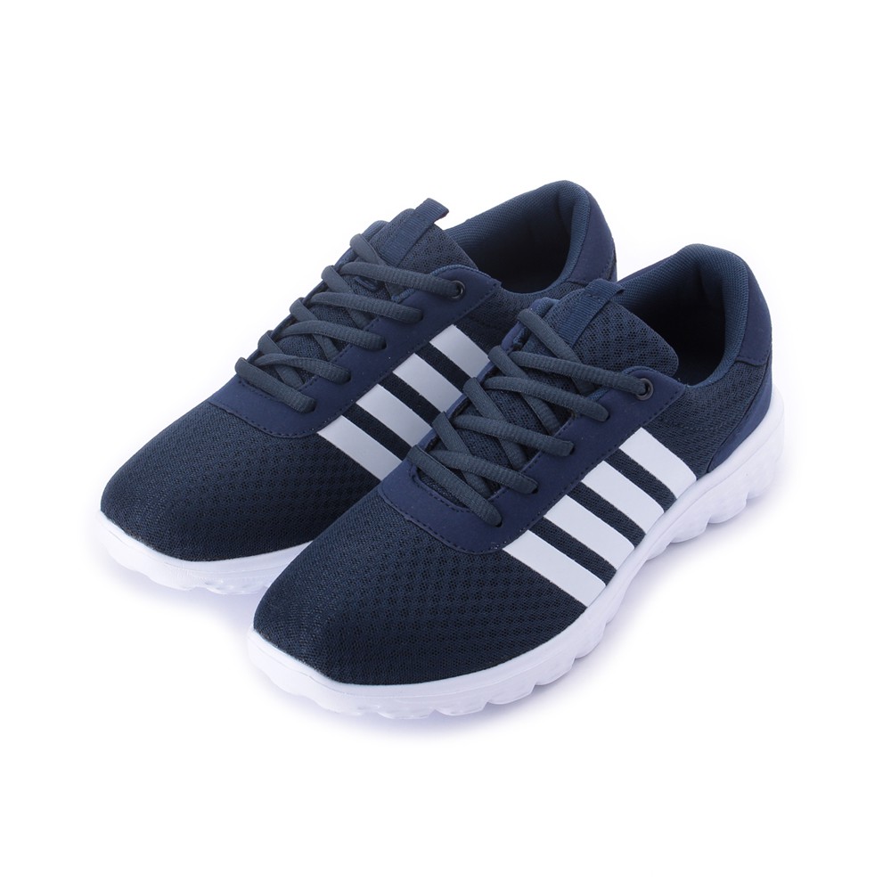 緹花網布鞋身，美觀透氣 合皮強化鞋孔，堅固耐用 輕量化底，每步皆輕盈靈巧 規格/尺碼：25.5 / 26 / 26.5 / 27 / 27.5 / 28 鞋面：網布+PU │ 內裡：BK布 │ 大底：