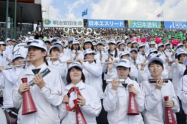 大阪桐蔭友情支援管樂隊甲子園為東邦加油| 中央通訊社| LINE TODAY