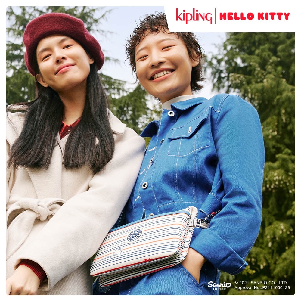 Kipling x HELLO KITTY藍紅日常條紋彩繪單肩隨身斜背包-RIRI