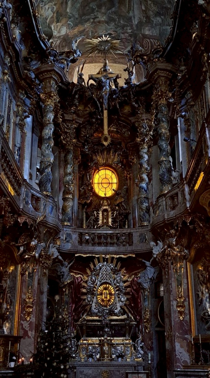 VincentBerk - โรงเรียนกาชาไลฟ์