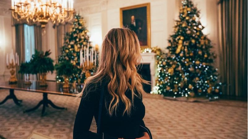 聖誕節就你最亮眼！女孩必備『時尚穿搭配件』讓你美得不要不要的