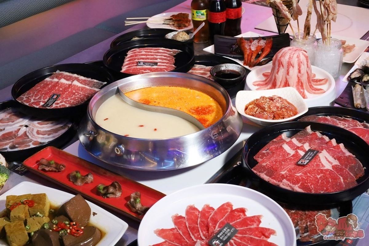 138元起開吃！台南８家超值吃到飽：烤蚵鮭魚無限吃、燒肉放題、老牌素食百匯