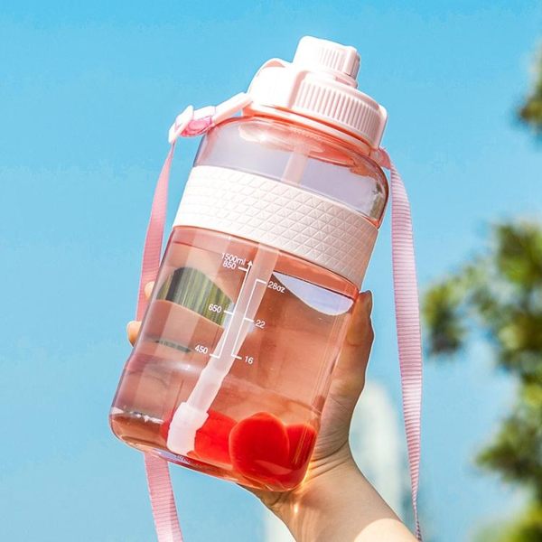 戶外水杯超大容量塑料水杯女便攜夏天吸管杯子戶外運動大水壺2000ml水瓶用 雲朵走走