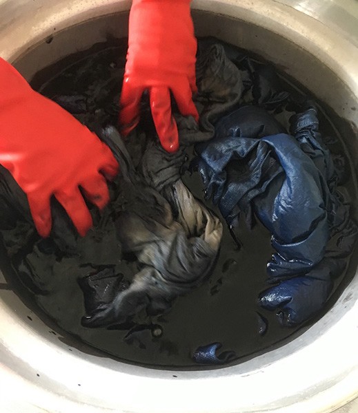 服は染めれば新調気分！初心者も簡単な自宅でできる服の染め方（HALMEK up）