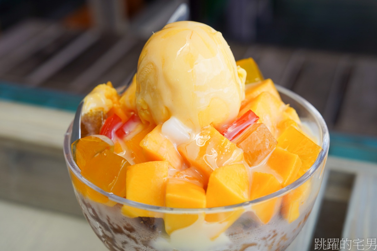 暑假準備衝一波！花蓮10家「從早吃到晚」美食攻略：黃金梅子雞、排隊臭豆腐