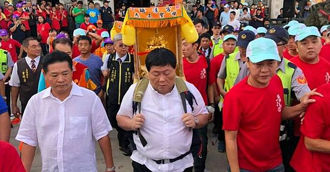媽祖遶境規模比韓教會大 1000 倍！台大醫怒：「再執迷不悟，一爆發感染全體都崩潰！」