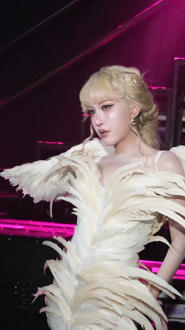 ด้อมจีเนียส 56+ 💄✨