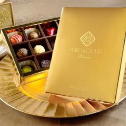 ◎嚴選食材與堅持手工|◎口感多層次及回味無窮的微醺|◎與你品嚐精緻頂級手工巧克力品牌:巧克力雲莊類型:巧克力種類:黑巧克力品牌國家:台灣葷/素:奶蛋素保存方法:冷藏保存14天成分:主成份為歐洲進口調溫