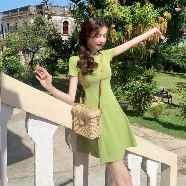 2019新款甜美仙女牛油果綠桔梗裙子森系超仙收腰抹茶綠連身裙夏季